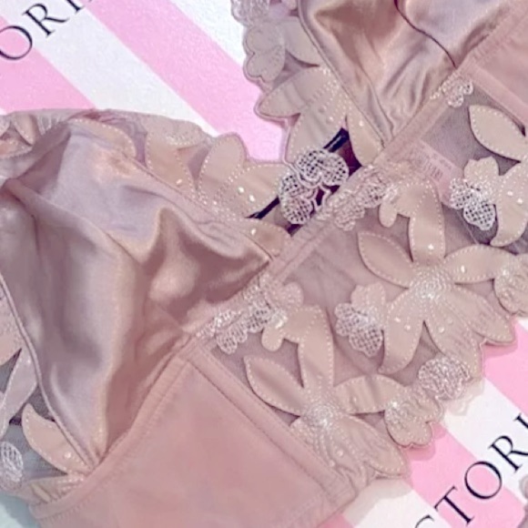Unlined Floral Embroidered Long Line Bralette - Picture 1 of 3